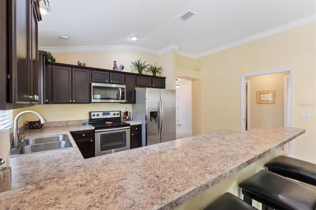 3025 BARTOW LANE, The Villages, FL 32163