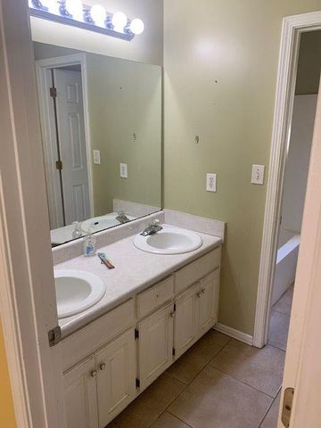 7031 COATSWORTH Drive, Stockbridge, GA 30281