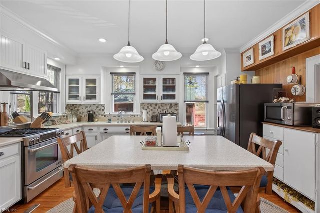 1105 Waters RD, Chesapeake, VA 23322