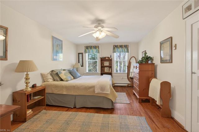 1105 Waters RD, Chesapeake, VA 23322