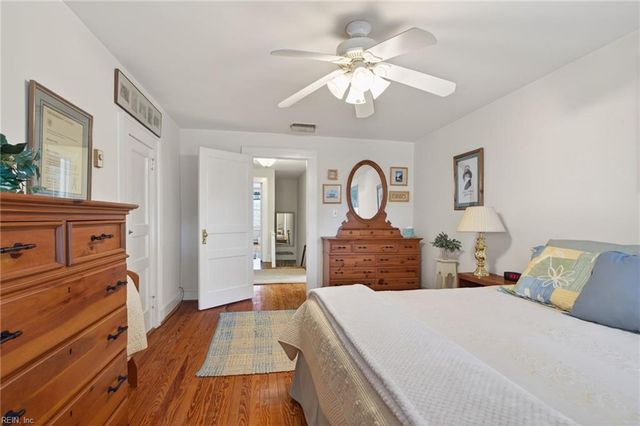 1105 Waters RD, Chesapeake, VA 23322