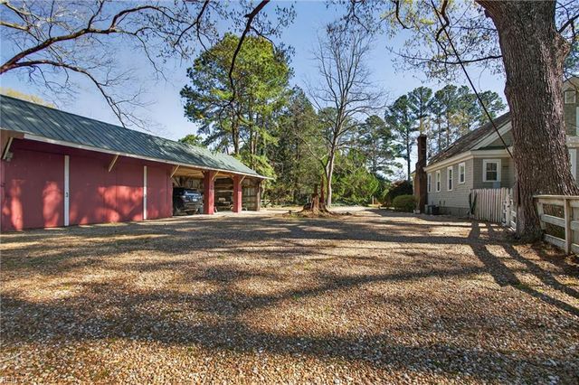 1105 Waters RD, Chesapeake, VA 23322