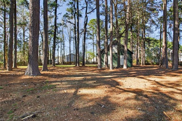 1105 Waters RD, Chesapeake, VA 23322