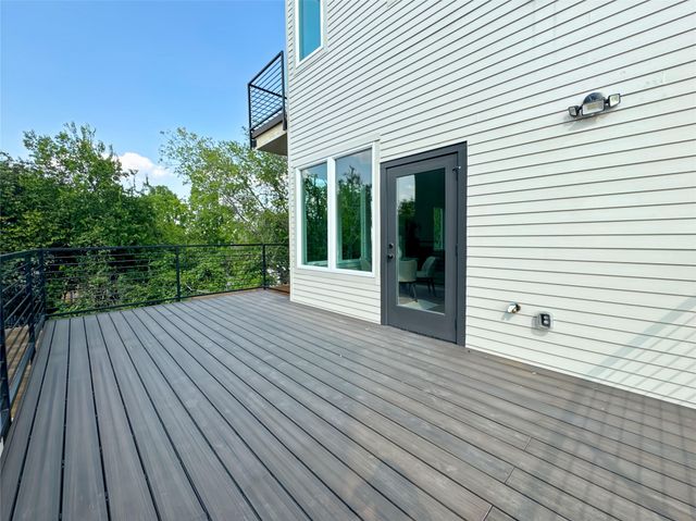 2309 Montopolis DR 8, Austin, TX 78741