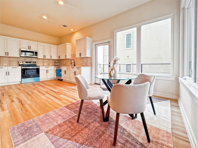 2309 Montopolis DR 8, Austin, TX 78741