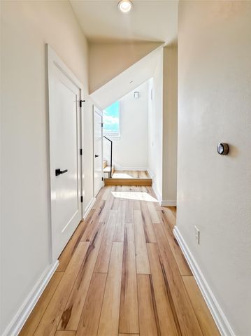 2309 Montopolis DR 8, Austin, TX 78741