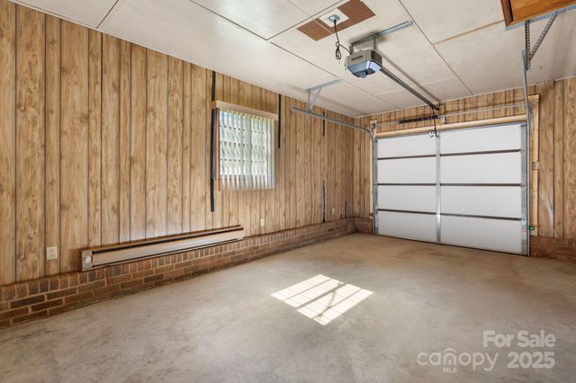 202 Edgewood Circle, Morganton, NC 28655