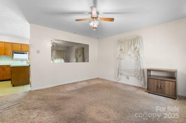 202 Edgewood Circle, Morganton, NC 28655