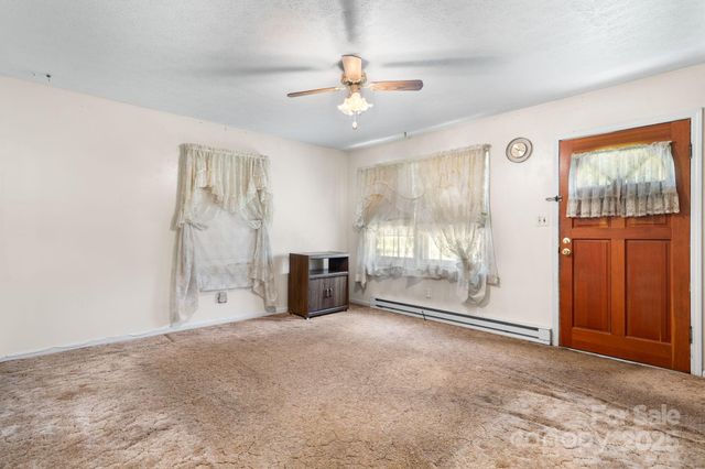 202 Edgewood Circle, Morganton, NC 28655