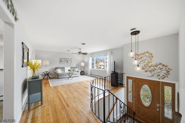 11 Deerfield Rd, Parsippany-troy Hills Twp., NJ 07054