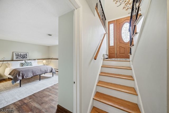 11 Deerfield Rd, Parsippany-troy Hills Twp., NJ 07054