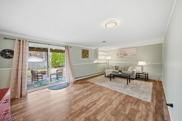 11 Deerfield Rd, Parsippany-troy Hills Twp., NJ 07054