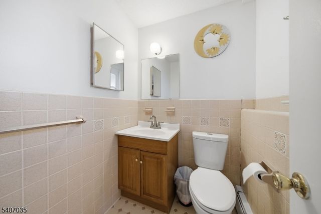 11 Deerfield Rd, Parsippany-troy Hills Twp., NJ 07054