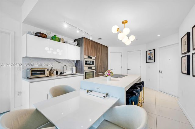 851 NE 1st Ave 2408, Miami, FL 33132