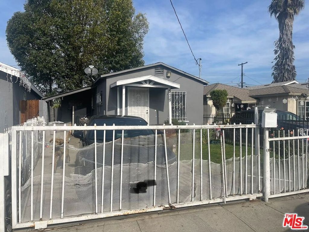 619 W Cherry Street, Compton, CA 90222 — photo 2