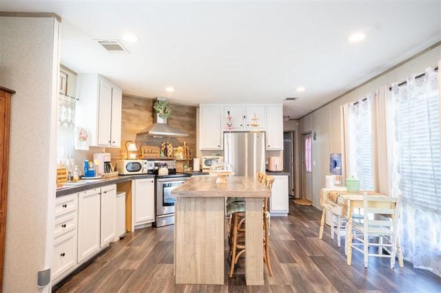 925 Lebleu Road, Lake Charles, LA 70607