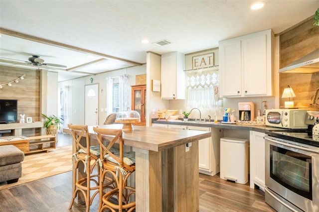 925 Lebleu Road, Lake Charles, LA 70607