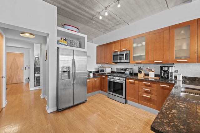 5430 N Sheridan Road 604, Chicago, IL 60640