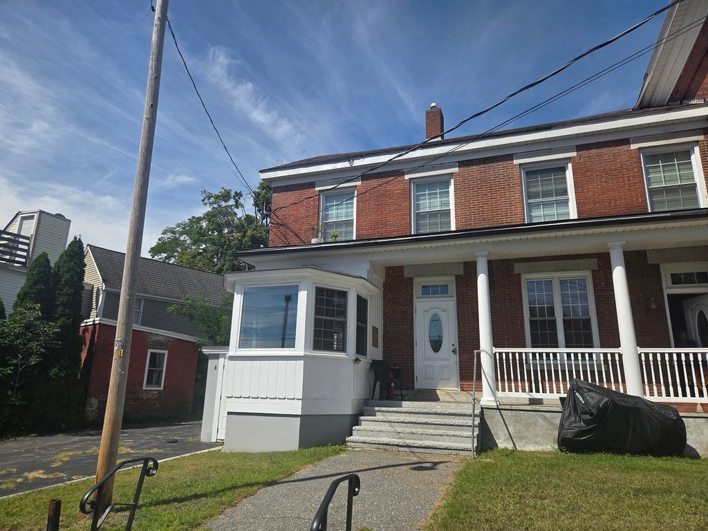 80 Grove Street 6, Fitchburg, MA 01420