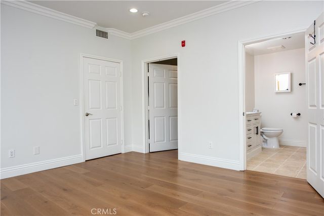 815 S Harvard Boulevard 201, Los Angeles, CA 90005