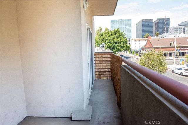 815 S Harvard Boulevard 201, Los Angeles, CA 90005