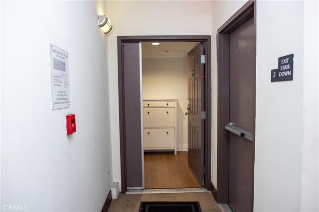815 S Harvard Boulevard 201, Los Angeles, CA 90005