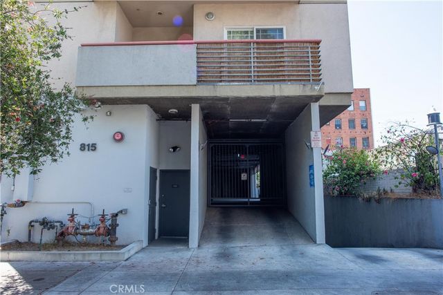 815 S Harvard Boulevard 201, Los Angeles, CA 90005