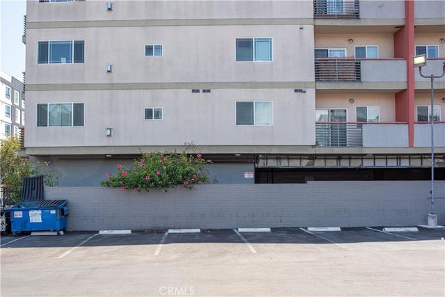 815 S Harvard Boulevard 201, Los Angeles, CA 90005