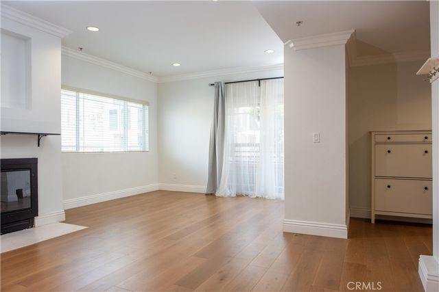 815 S Harvard Boulevard 201, Los Angeles, CA 90005