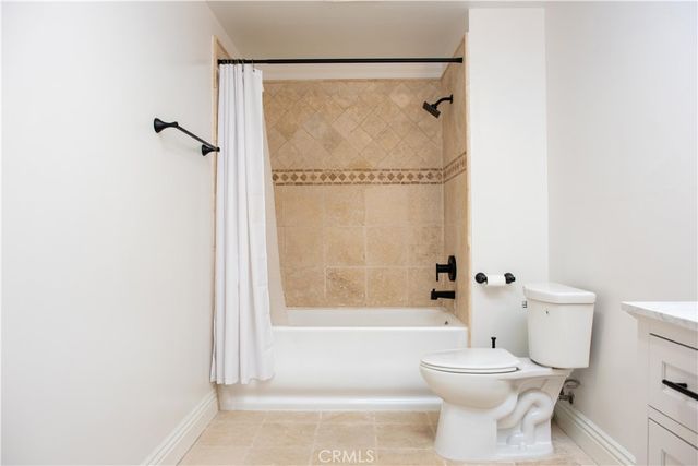 815 S Harvard Boulevard 201, Los Angeles, CA 90005
