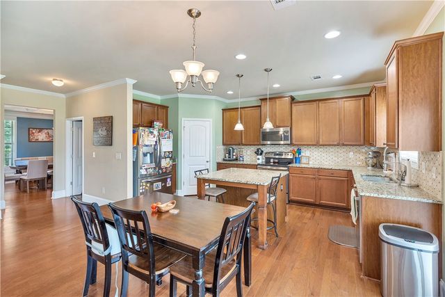 1009 Hillcrest Court, Anderson, SC 29621