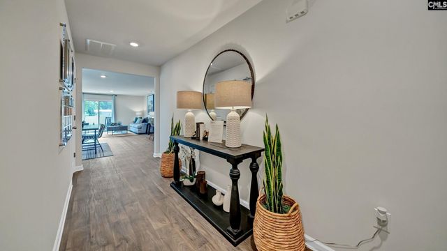 611 Edgetree Drive, Hopkins, SC 29061