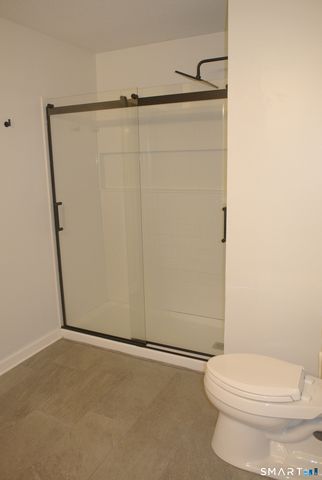 146 High Street APT 303, Milford, CT 06460