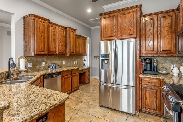 425 Kingston, Benton, LA 71006