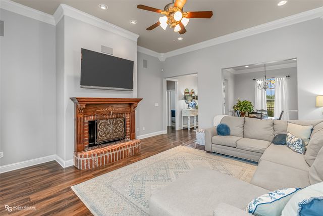 425 Kingston, Benton, LA 71006