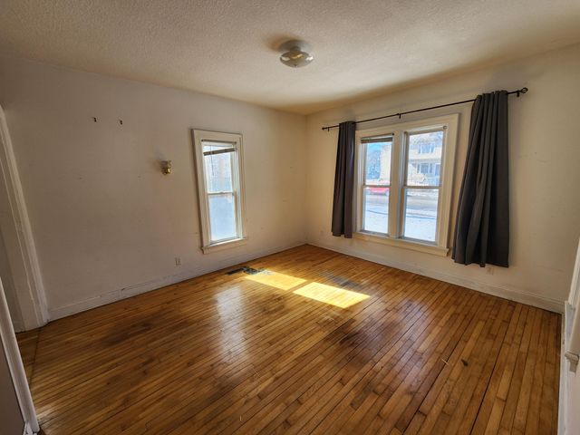 1925 Elliot Avenue, Minneapolis, MN 55404