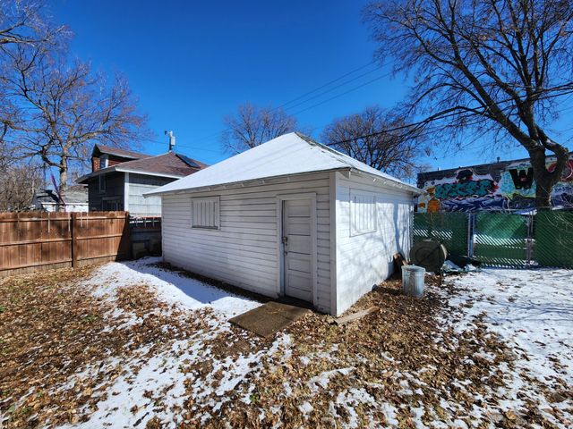 1925 Elliot Avenue, Minneapolis, MN 55404