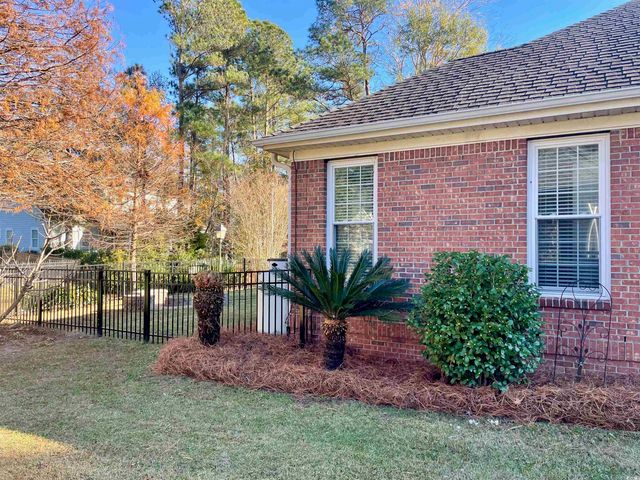 40 Millbranch Ln., Pawleys Island, SC 29585