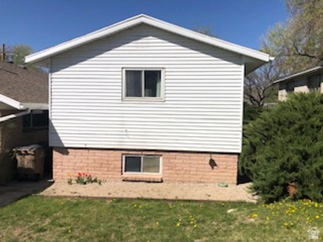 1615 E PIONEER RD, Draper, UT 84020