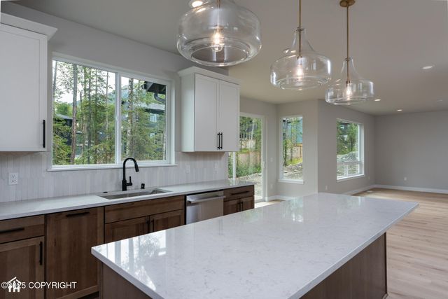 8887 Sasquatch Circle, Eagle River, AK 99577