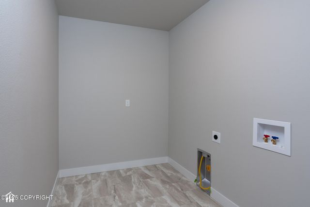 8887 Sasquatch Circle, Eagle River, AK 99577