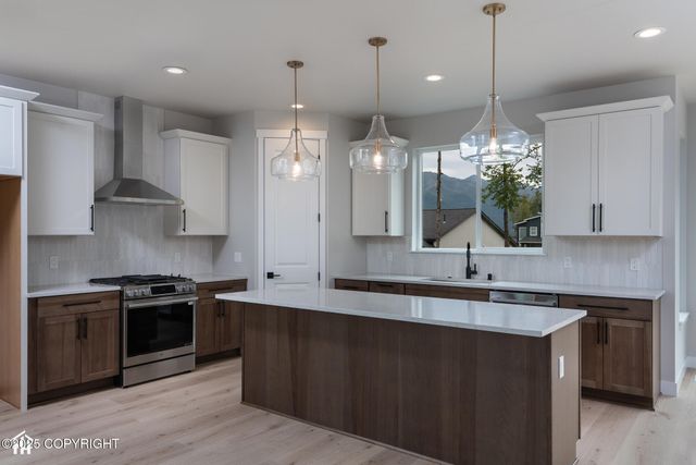 8887 Sasquatch Circle, Eagle River, AK 99577