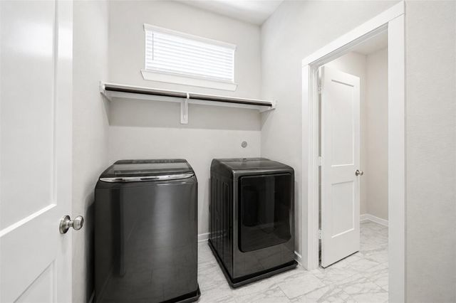 10255 Bayou Oaks Drive, Conroe, TX 77385
