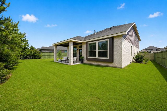 10255 Bayou Oaks Drive, Conroe, TX 77385