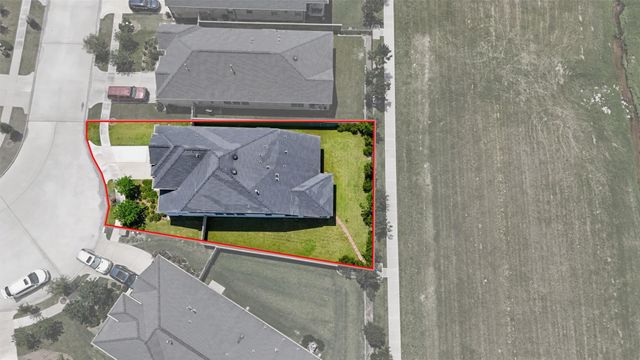 10255 Bayou Oaks Drive, Conroe, TX 77385
