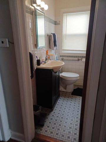 10841 S Vernon Avenue, Chicago, IL 60628