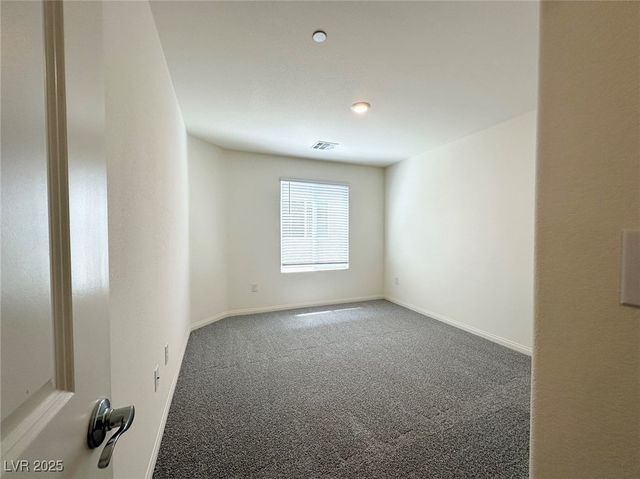 4559 Merlot Hills Avenue, Las Vegas, NV 89141