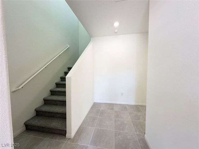 4559 Merlot Hills Avenue, Las Vegas, NV 89141