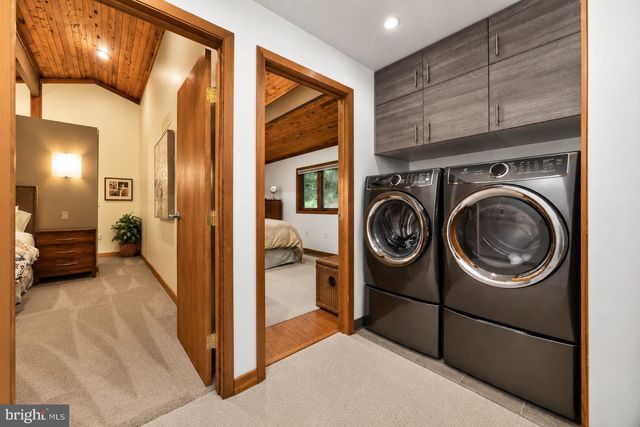 602 FEATHERBED LN, Garnet Valley, PA 19060