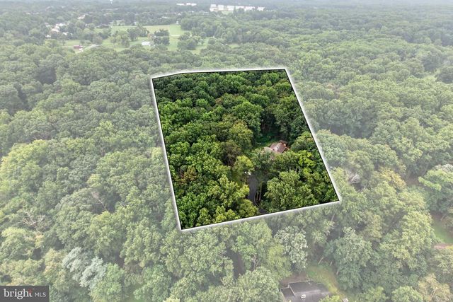 602 FEATHERBED LN, Garnet Valley, PA 19060